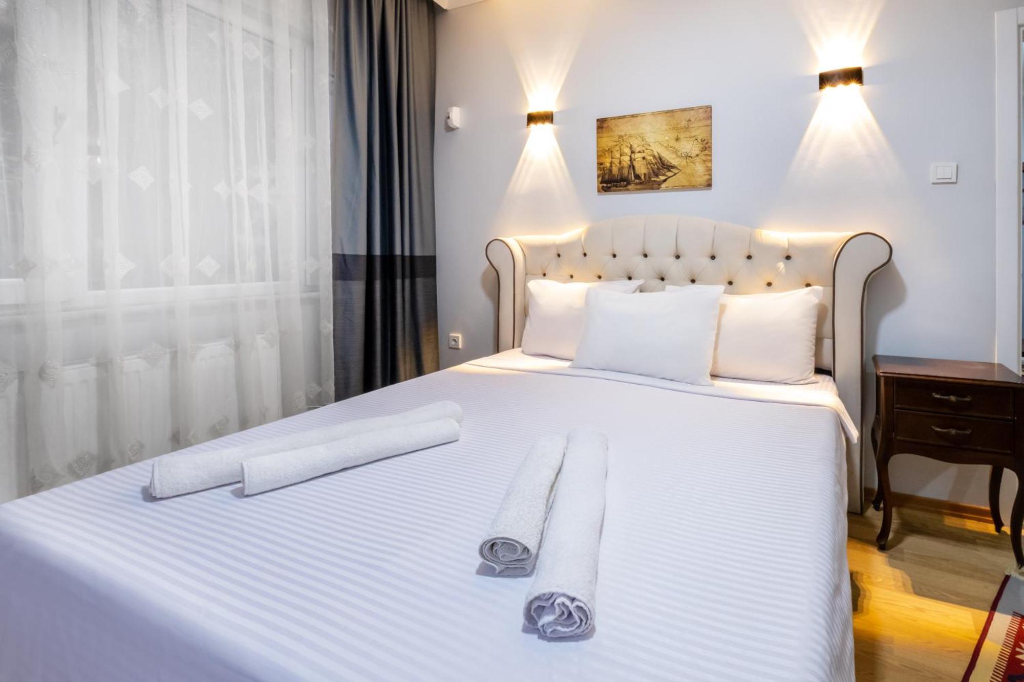Istanblue Taksim Apart Hotel Istanbul Exterior photo