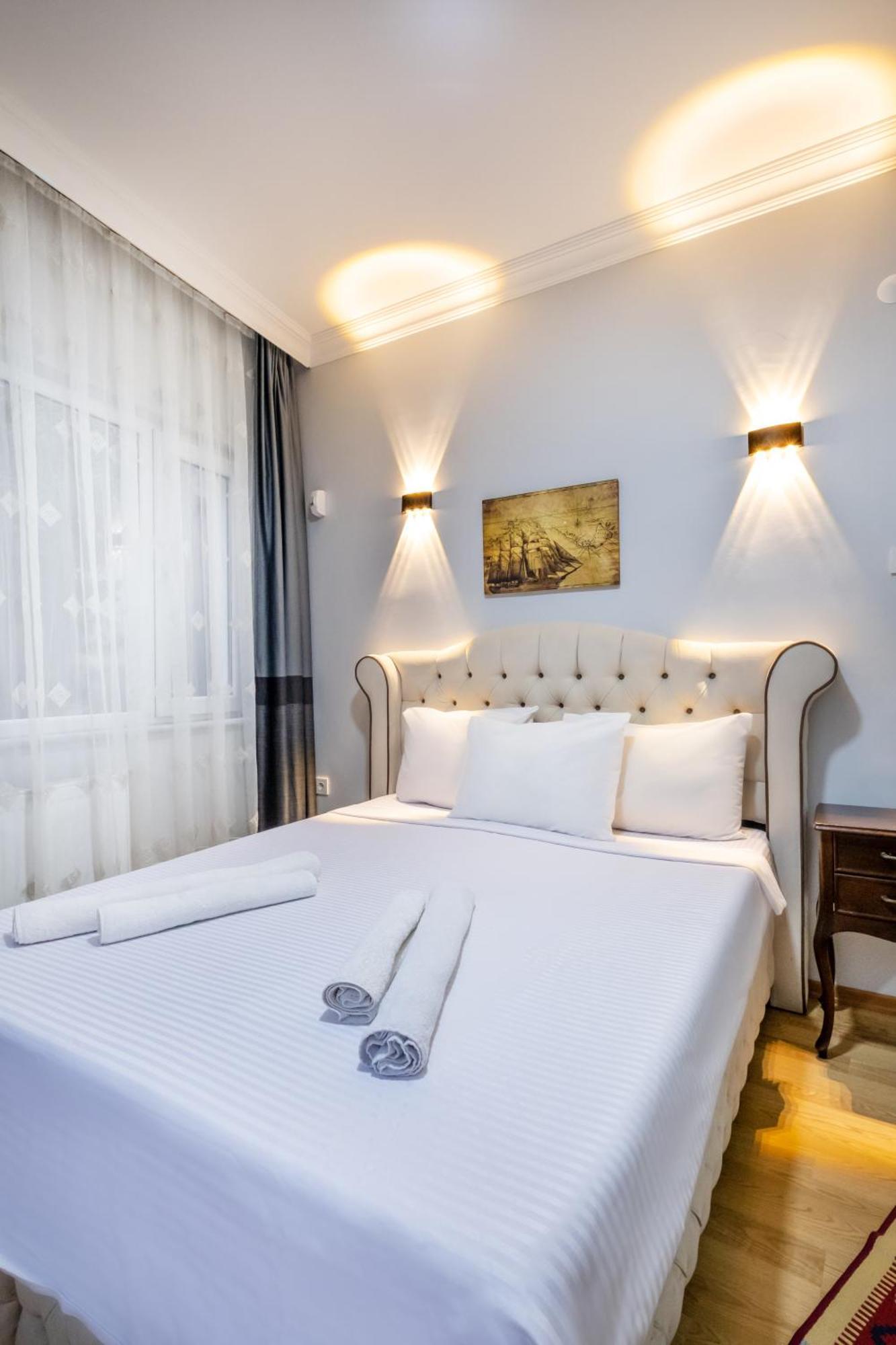 Istanblue Taksim Apart Hotel Istanbul Exterior photo