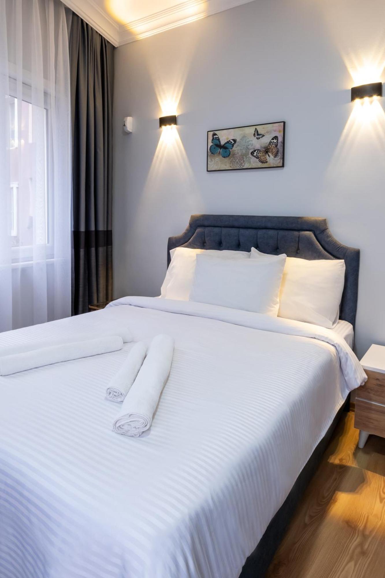 Istanblue Taksim Apart Hotel Istanbul Exterior photo