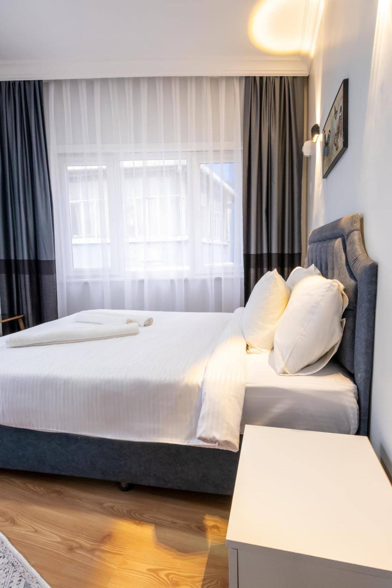 Istanblue Taksim Apart Hotel Istanbul Exterior photo