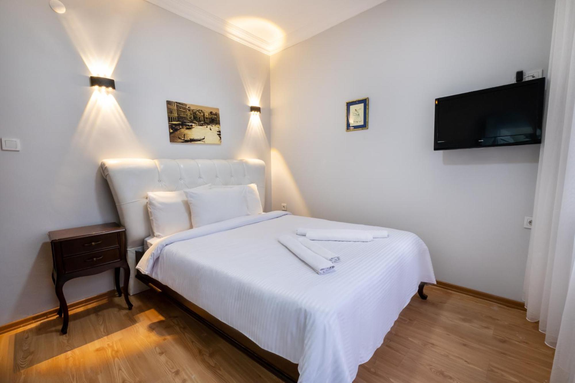 Istanblue Taksim Apart Hotel Istanbul Exterior photo